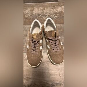 Gola Men’s Brown Suede Sneakers with White Stripes